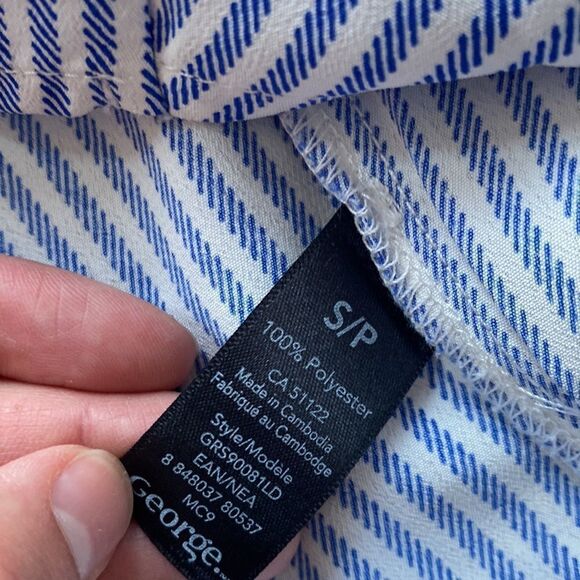 Flutter shoulder striped crop *Summer is here!* - Picture 4 of 4